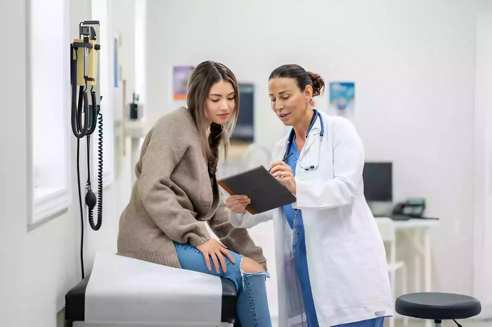 Doctor consultation and medical assessment at Clinic Bodrum